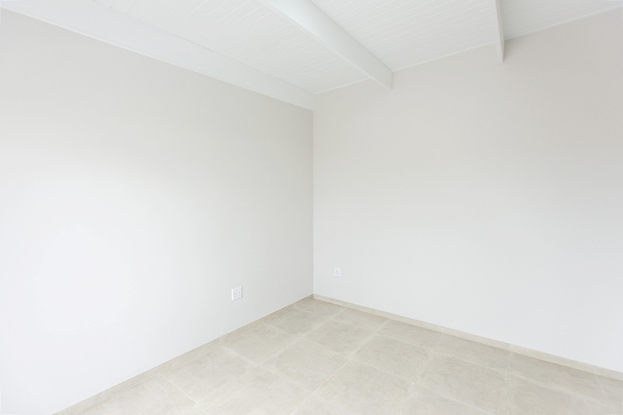 3 Bedroom Property for Sale in Brittania Beach Estate Western Cape